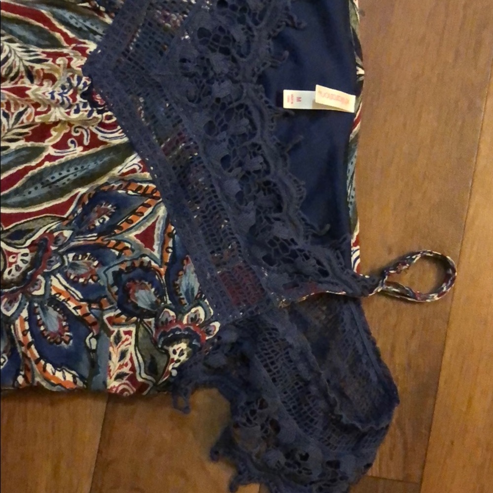 Dress - Picture 3 of 3
